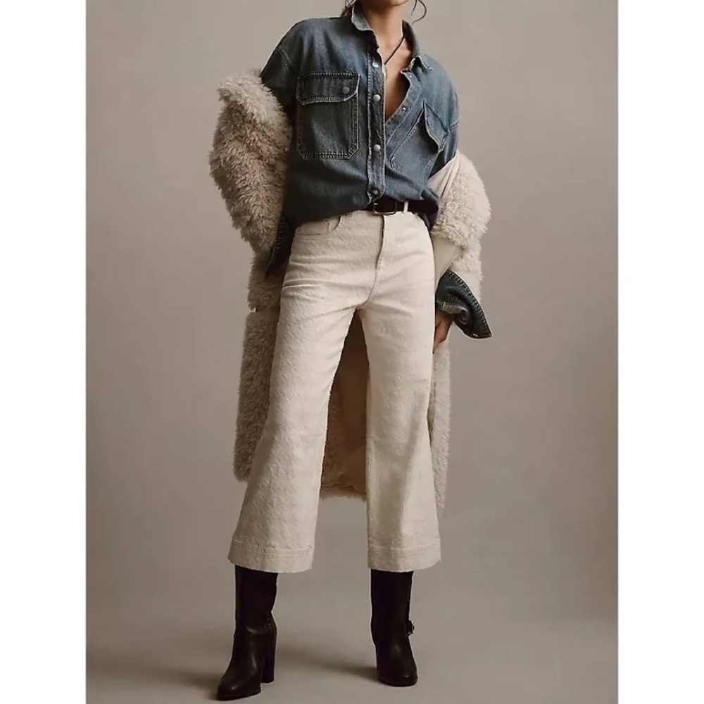 NWT Pilcro The Skipper High Rise Crop Wide Leg Jeans in Off-White, Size 30.